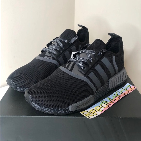 adidas nmd r1 transmission pack core black